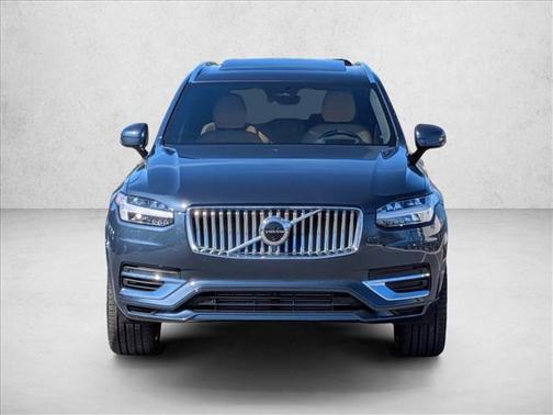 2025 Volvo XC90 Plug-In Hybrid T8 Ultra 7-Seater