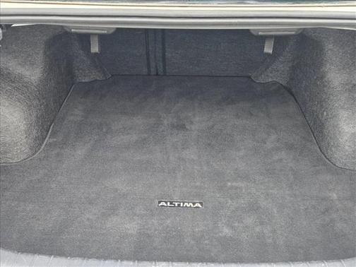 2023 Nissan Altima SR FWD