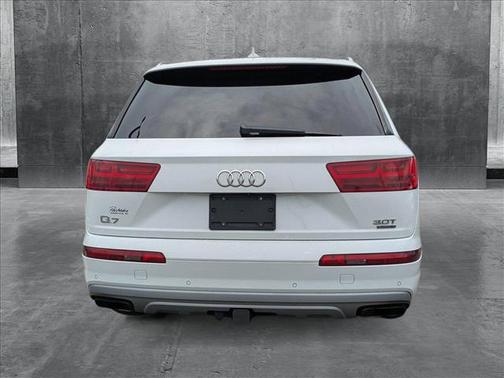 2018 Audi Q7 3.0T Premium Plus