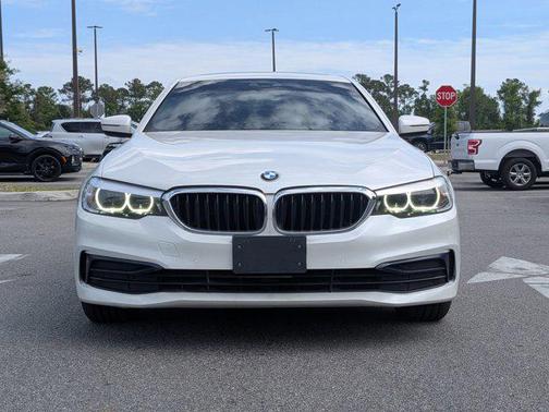 Mineral White Metallic 2019 BMW 530 530i