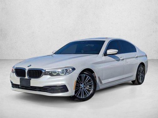 Mineral White Metallic 2019 BMW 530 530i