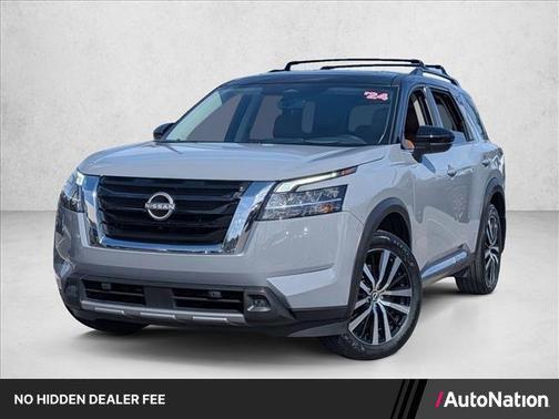 Solid Gray/Super Black 2024 Nissan Pathfinder Platinum 4WD
