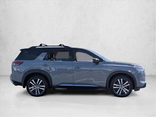 Solid Gray/Super Black 2024 Nissan Pathfinder Platinum 4WD