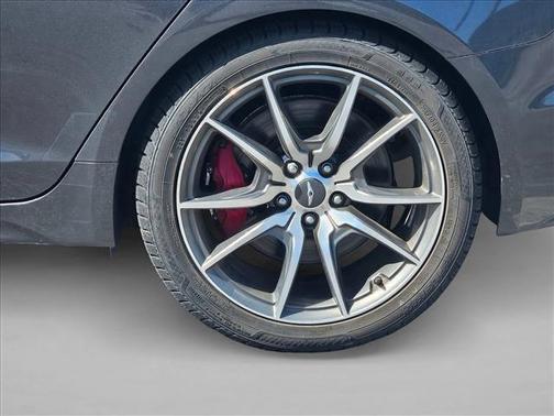 Himalayan Gray 2019 Genesis G70 3.3T Advanced