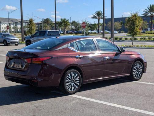 2024 Nissan Altima 2.5 SV