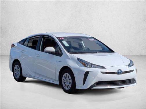 2022 Toyota Prius LE
