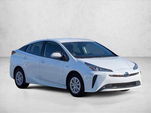 2022 Toyota Prius LE