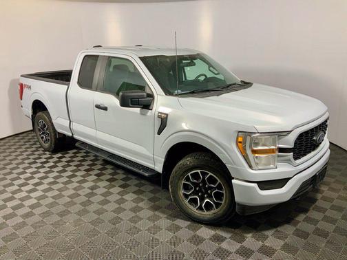 Space White Metallic 2022 Ford F-150 XL