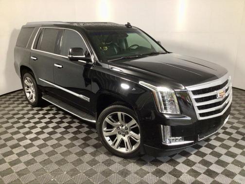 2017 Cadillac Escalade Luxury
