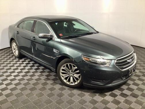 2016 Ford Taurus Limited