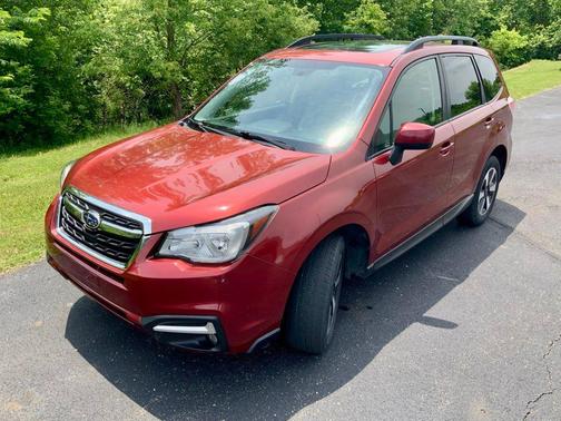 Venetian Red Pearl 2017 Subaru Forester 2.5i Premium