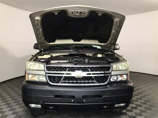 2005 Chevrolet Silverado 2500 Work Truck