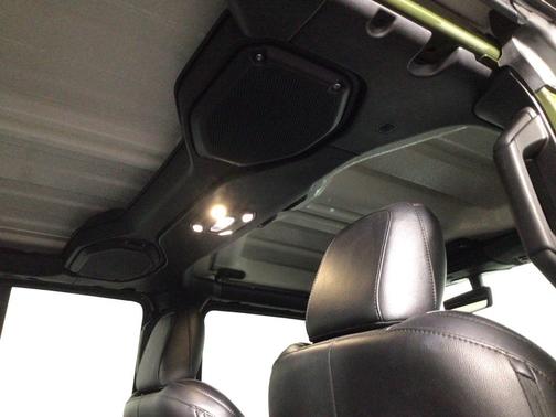 2021 Jeep Gladiator Freedom 4x4