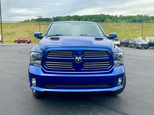 Blue Streak Pearlcoat 2016 RAM 1500 Sport