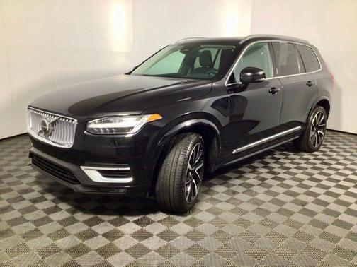 2024 Volvo XC90 B6 Plus Bright Theme 6-Seater
