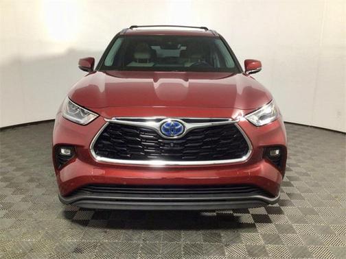 2022 Toyota Highlander Hybrid Limited