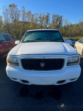 2000 Cadillac Escalade 4WD