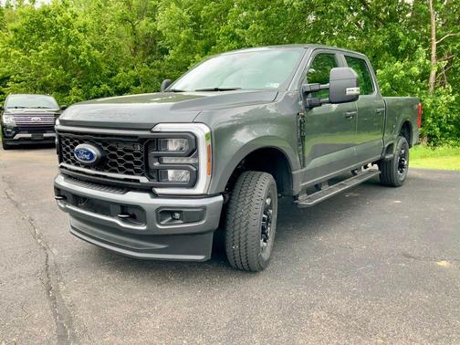 Gray 2026 Ford F-250 Platinum