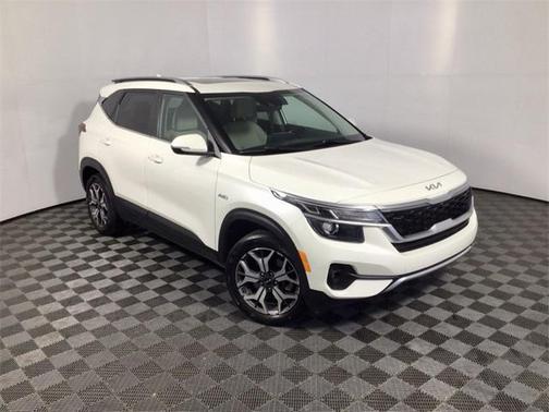 2022 Kia Seltos EX