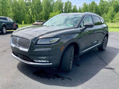 Chroma Caviar Dark Gray Metallic Clearcoat 2023 Lincoln Nautilus Black Label