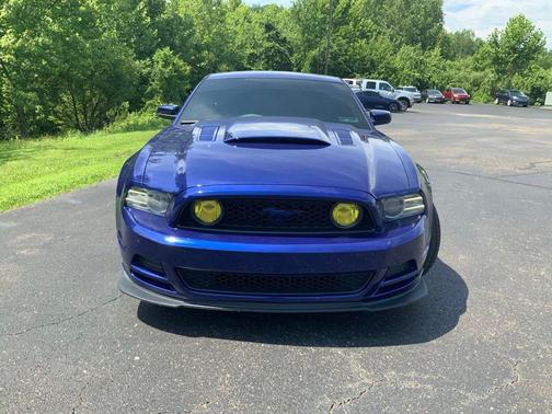 Deep Impact Blue Metallic 2013 Ford Mustang GT Premium