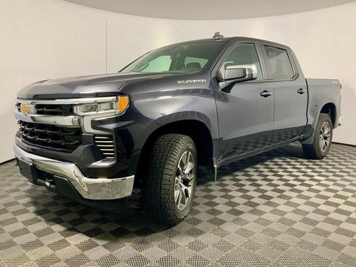 Dark Ash Metallic 2022 Chevrolet Silverado 1500 LT