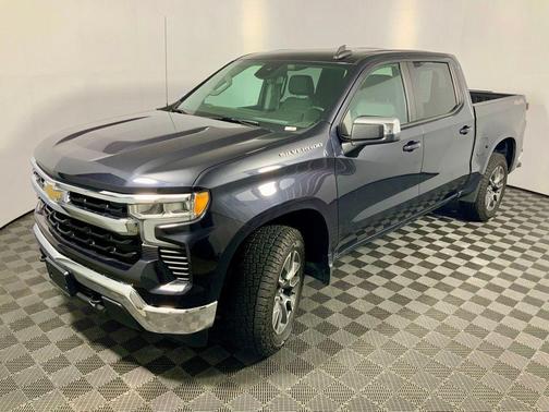 Dark Ash Metallic 2022 Chevrolet Silverado 1500 LT