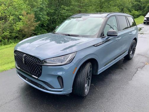 Whisper Blue Metallic Clearcoat 2026 Lincoln Aviator Reserve AWD