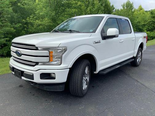 Oxford White 2019 Ford F-150 Lariat