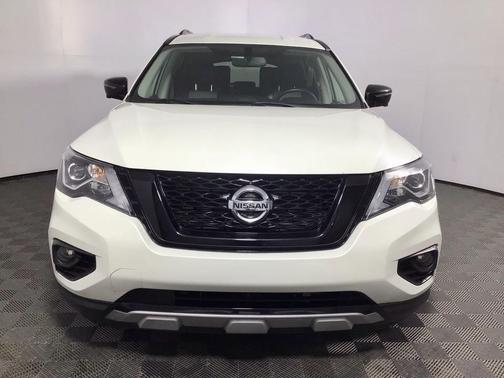 2020 Nissan Pathfinder SL 4WD