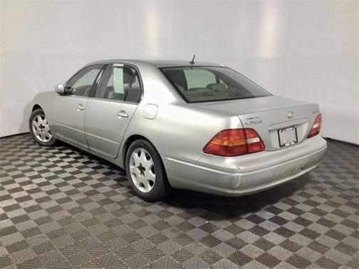 2003 Lexus LS 430 Base