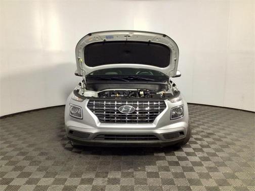 2023 Hyundai VENUE SEL