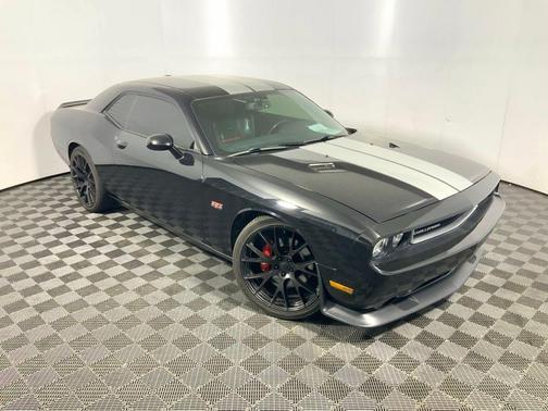 Black Clearcoat 2014 Dodge Challenger SRT8