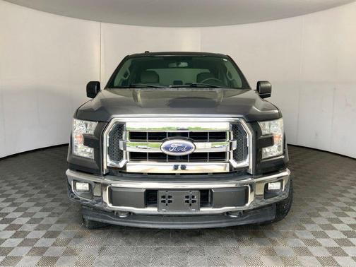 Magnetic 2017 Ford F-150 XLT