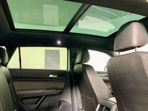 2023 Volkswagen Atlas Cross Sport 2.0T SEL