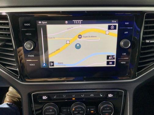 2023 Volkswagen Atlas Cross Sport 2.0T SEL