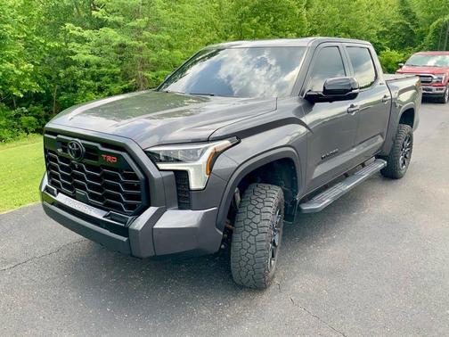 Magnetic Gray Metallic 2024 Toyota Tundra Limited