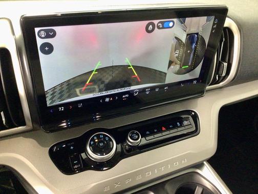 2025 Ford Expedition Max Active 4x4