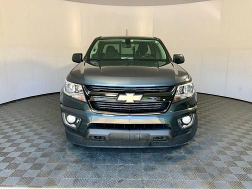 Graphite Metallic 2017 Chevrolet Colorado LT