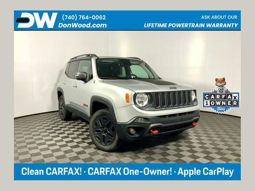 Glacier Metallic 2018 Jeep Renegade Trailhawk