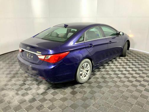 2012 Hyundai SONATA GLS
