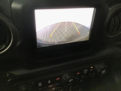 2020 Jeep Wrangler Unlimited Willys 4X4