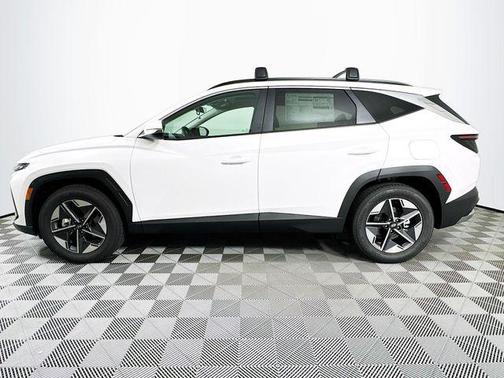 Serenity White Pearl 2026 Hyundai TUCSON SEL Premium