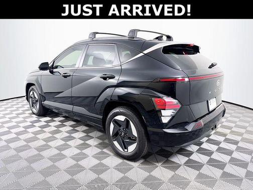Abyss Black Pearl 2025 Hyundai KONA EV Limited