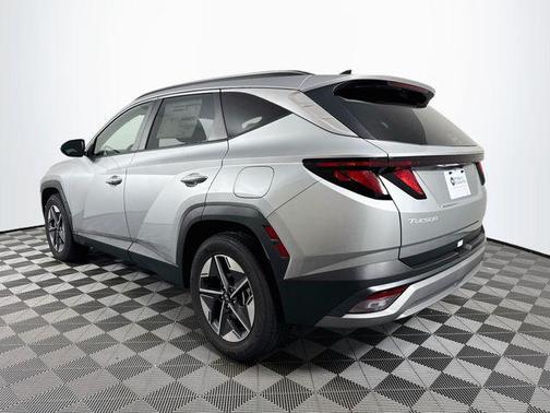 Shimmering Silver 2026 Hyundai TUCSON SEL