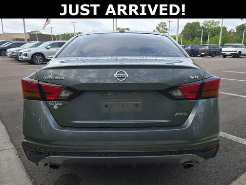 Gun Metallic 2019 Nissan Altima 2.5 SV