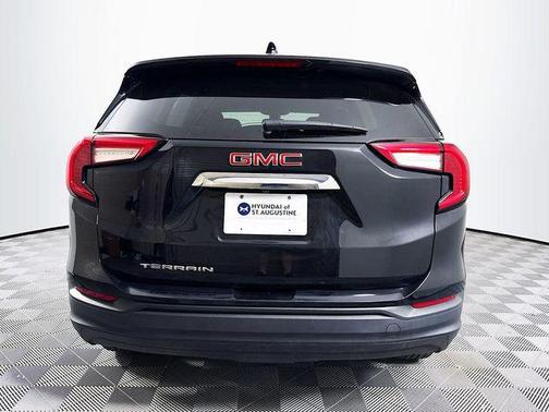 Ebony Twilight Metallic 2023 GMC Terrain SLE