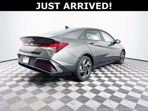 Amazon Gray 2025 Hyundai ELANTRA Sport