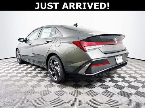 Amazon Gray 2025 Hyundai ELANTRA Sport