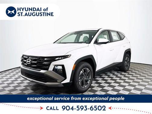 Creamy White Pearl 2026 Hyundai TUCSON Hybrid Blue SE